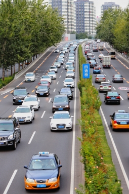黑山首条高速公路优先段通车 促进黑山整体经济发展